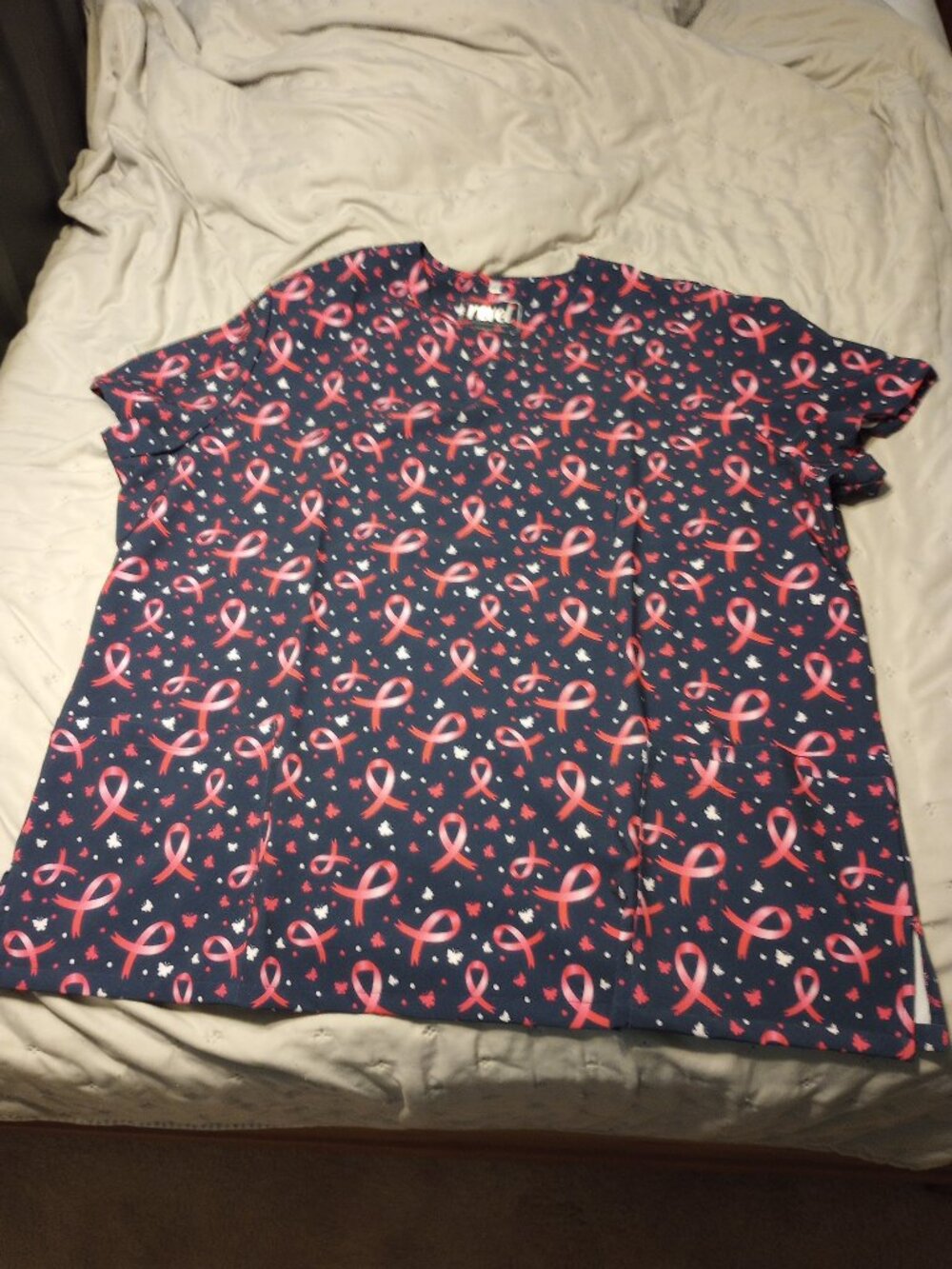 Revel breast cancer ribbons and butterflies scrub top (NWOT)